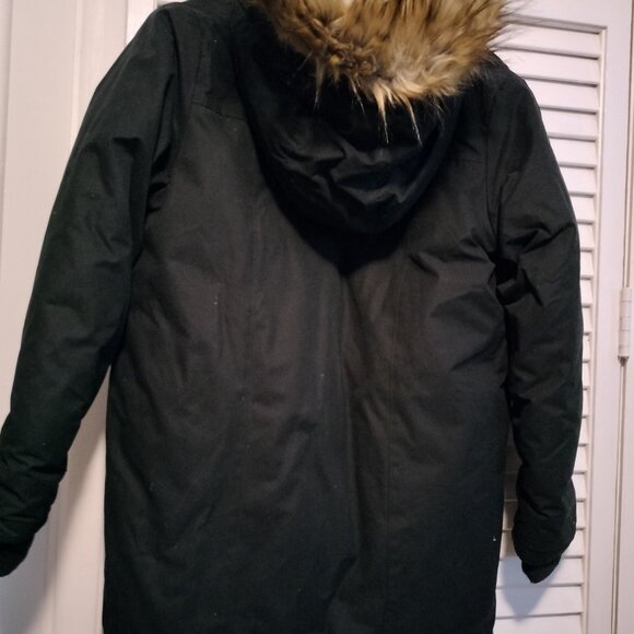 Girls 14/16 black parka - Picture 2 of 6